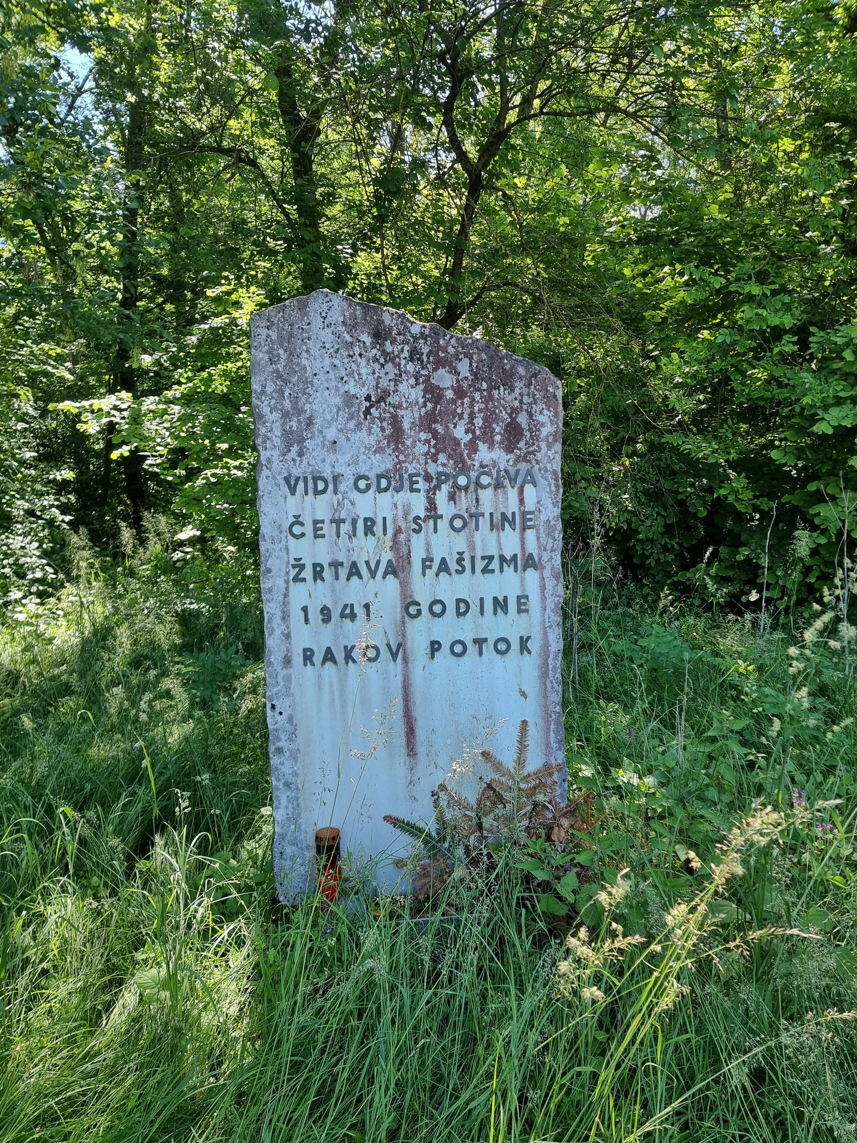 spomenik Rakov potok